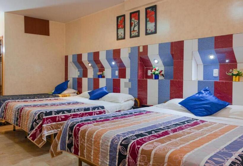 اتاق استاندارد چهار تخته, Livingston Inn