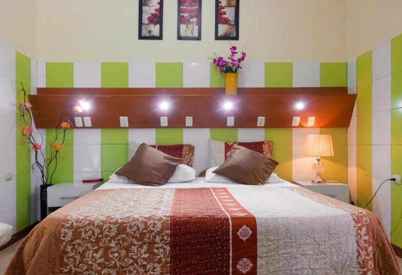 اتاق استاندارد یک نفره, Livingston Inn