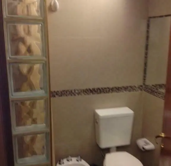 Standard Kolmen Hengen Huone, Lorenzo Suites