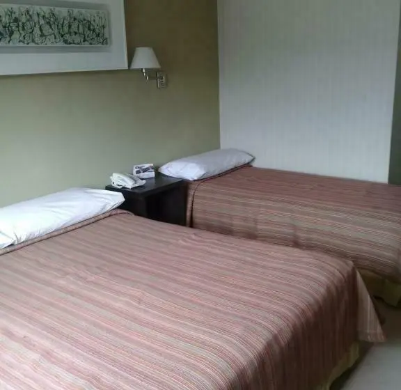 Standard Kolmen Hengen Huone, Mil810 Ushuaia