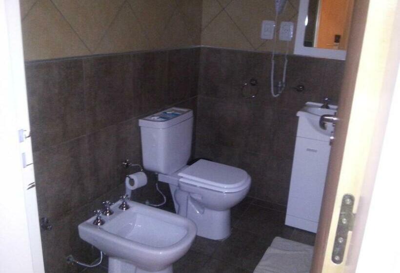 اتاق استاندارد چهار تخته, Mónaco