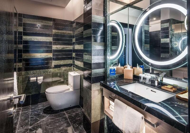 اتاق سوپریور با چشمانداز دریا, Nathalie S Vung Tau