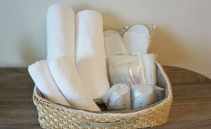 غرفة قياسية حمام مشترك, Oceans Nakijin