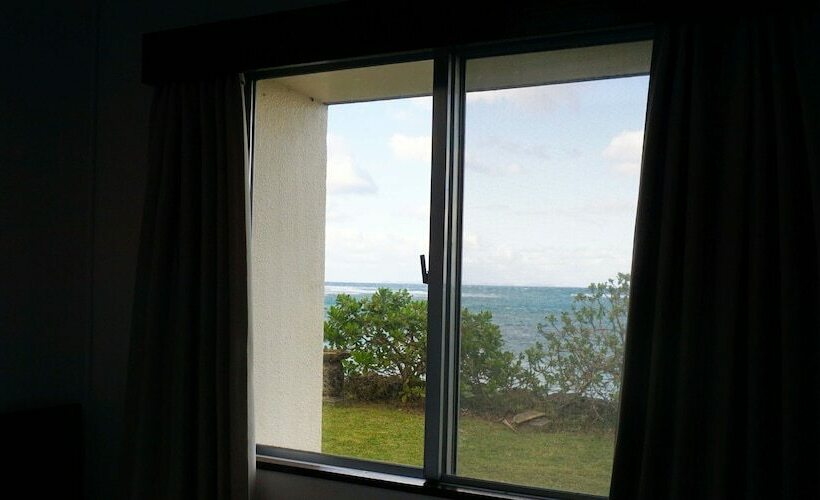 غرفة قياسية حمام مشترك, Oceans Nakijin