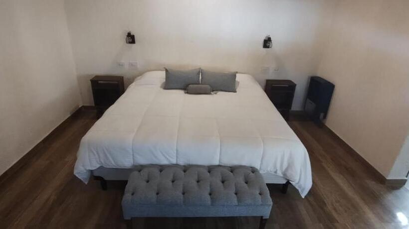 חדר דחוקס עם מיטת קינג, Pilgrim S Rest   Descanso Del Peregrino