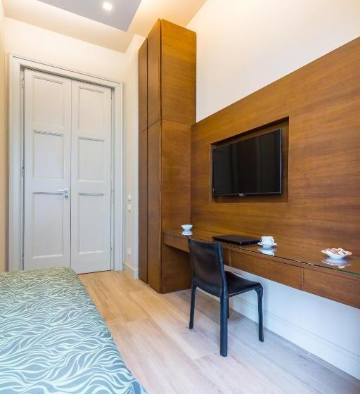 اتاق لوکس با چشمانداز دریا, B&b Civico 33