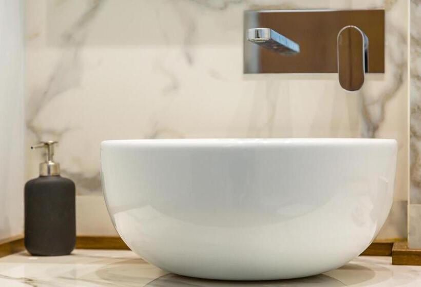 اتاق لوکس با چشمانداز دریا, B&b Civico 33