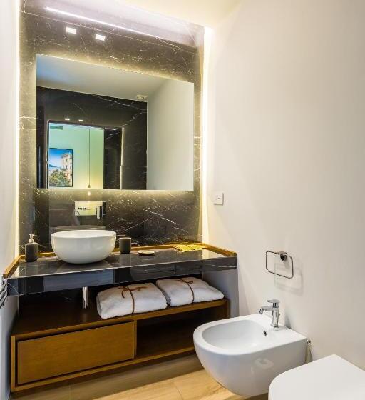 اتاق استاندارد با تخت بزرگ, B&b Civico 33