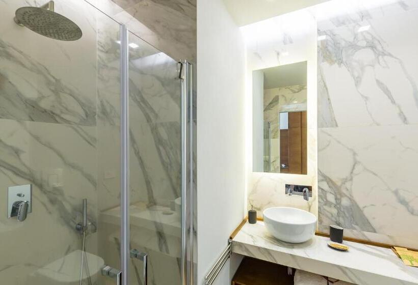 اتاق لوکس با چشمانداز دریا, B&b Civico 33