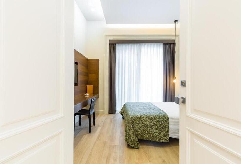 اتاق لوکس با چشمانداز دریا, B&b Civico 33