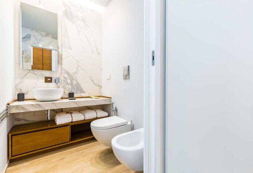 اتاق لوکس با چشم‌انداز دریا, B&b Civico 33