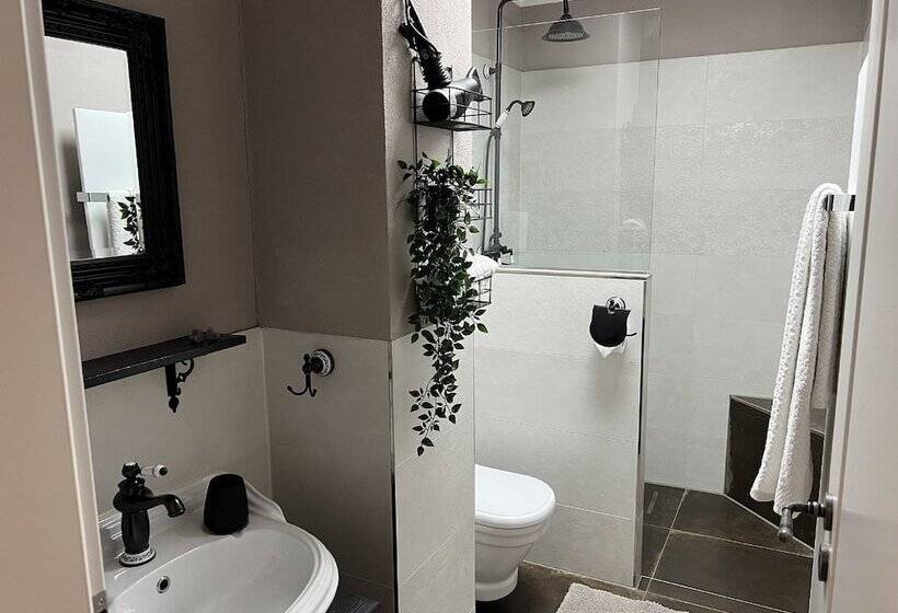 Номер Стандарт, Der Moserhof