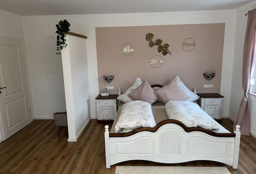 Номер Стандарт, Der Moserhof