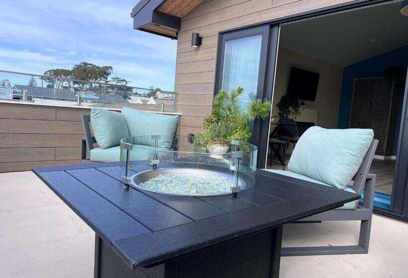 جناح سوبيريور مطل علي البحر, Harborwalk Inn