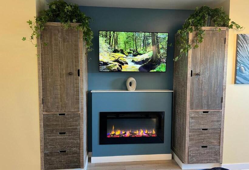 جناح سوبيريور, Harborwalk Inn