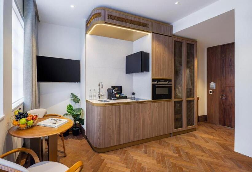 Студия Стандарт, Dao By Dorsett North London