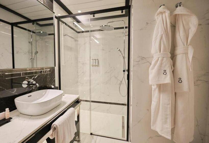 جناح جونيور, Estimar Valencia