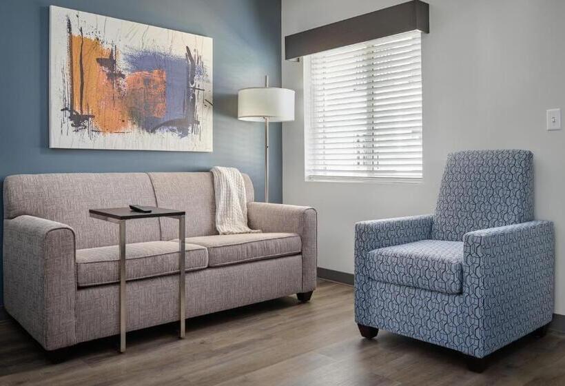 Люкс, Stayapt Suites Ocala
