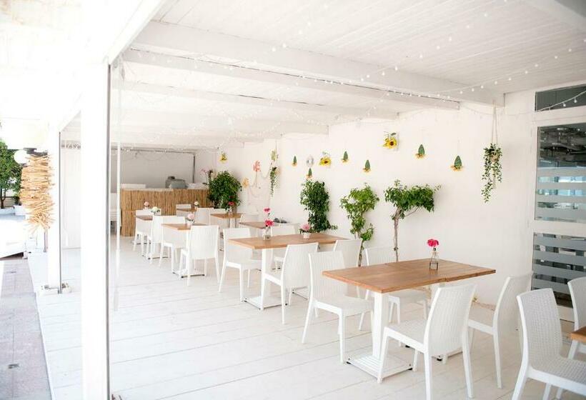 Номер Стандарт, San Giovanni