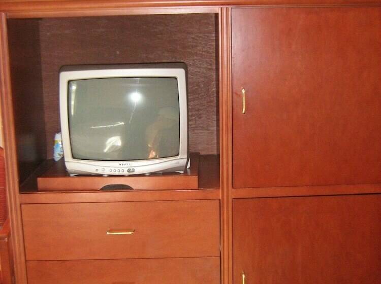 带2个双人床的标准工作室, The Ol  Frontier