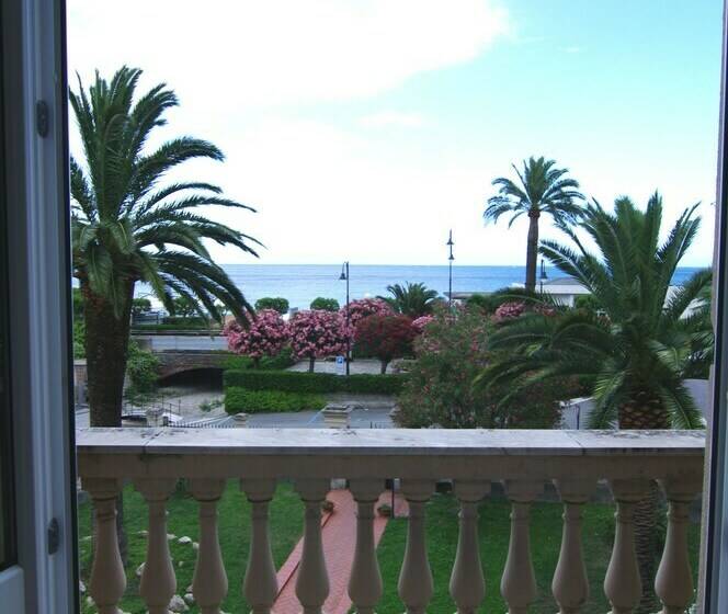 Triple Room Sea View, Albergo Madri Pie