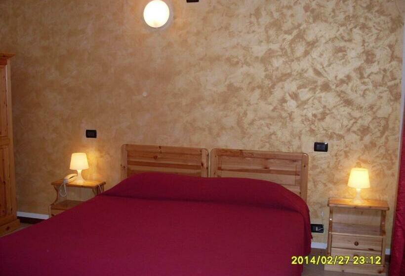 スタンダードルーム, Albergo Quattro Pini
