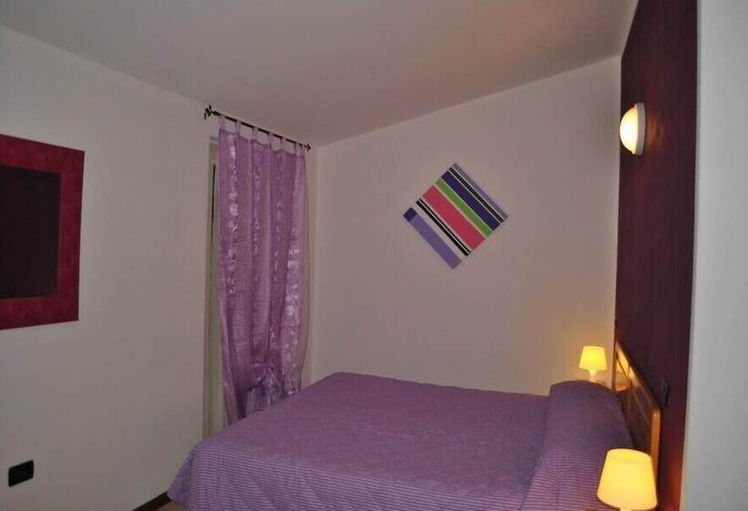 标准三人间, Albergo Quattro Pini