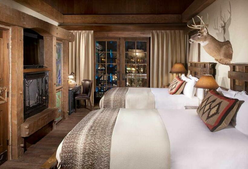 スタンダードインサイドビュールーム, Big Cypress Lodge