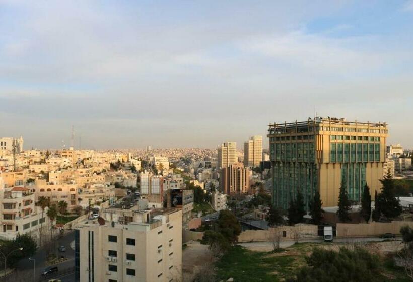 سوئیت با تخت بزرگ, Celino