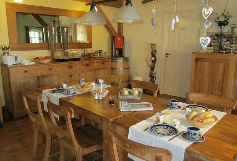 コンフォートルーム, De Martiene Plats B&b & Appartement