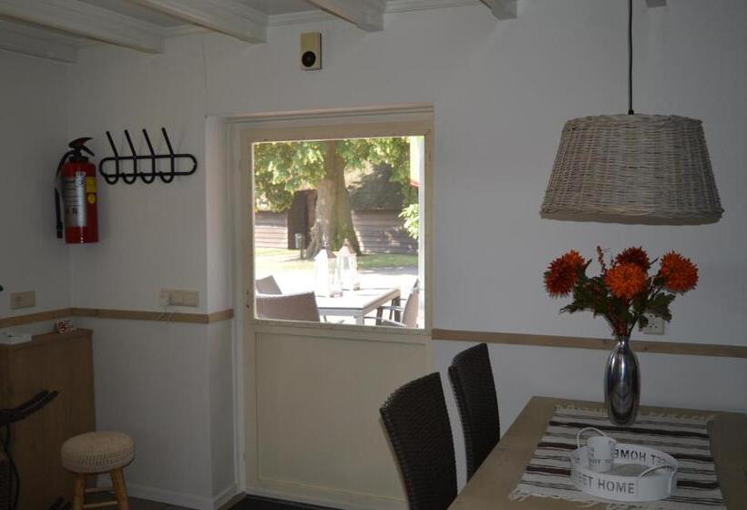 2ベッドルームアパートメント, De Martiene Plats B&b & Appartement