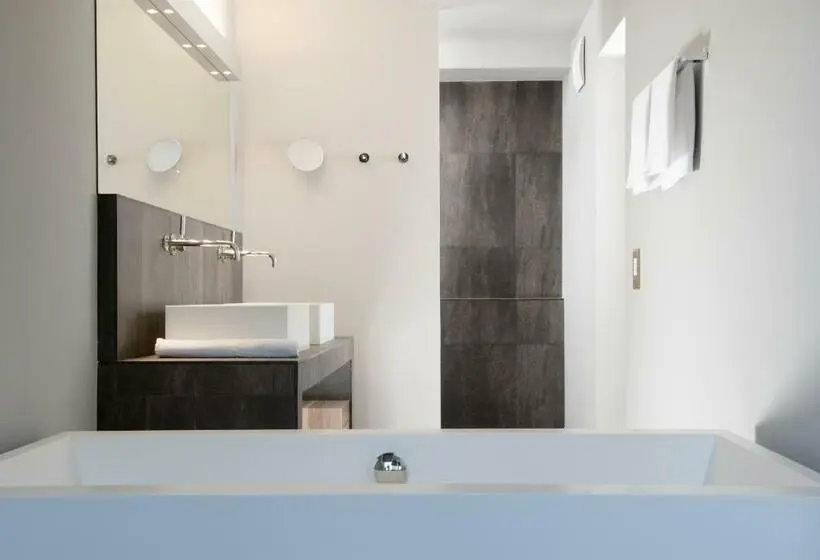Deluxe-huone, Feldmilla Design