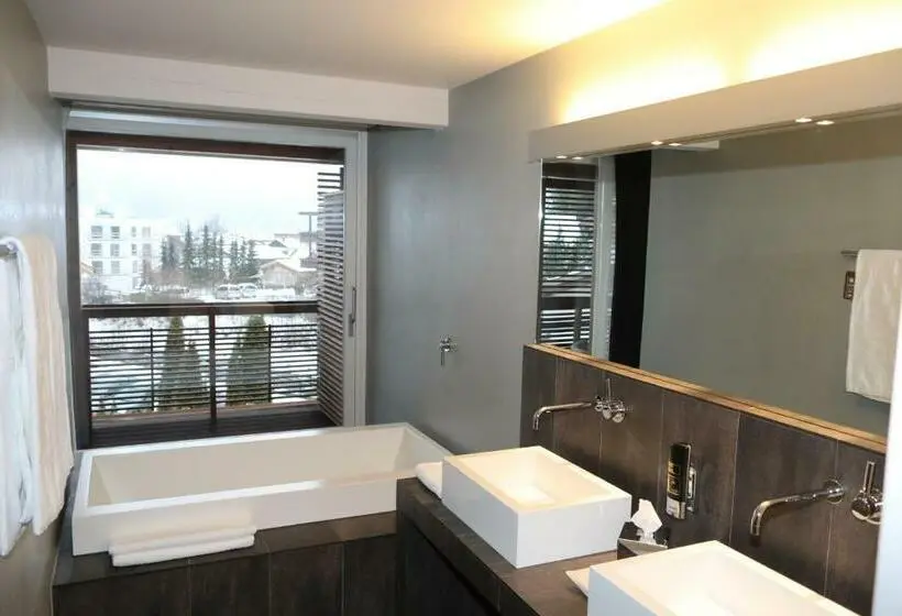 Deluxe-huone, Feldmilla Design