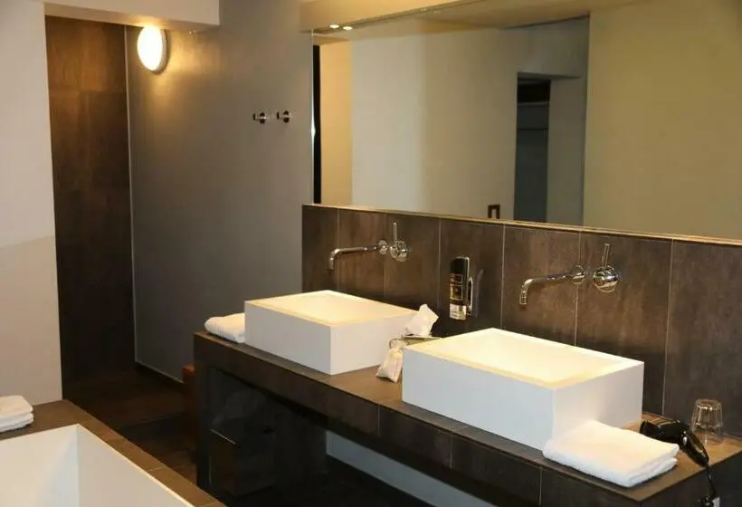 Deluxe-huone, Feldmilla Design