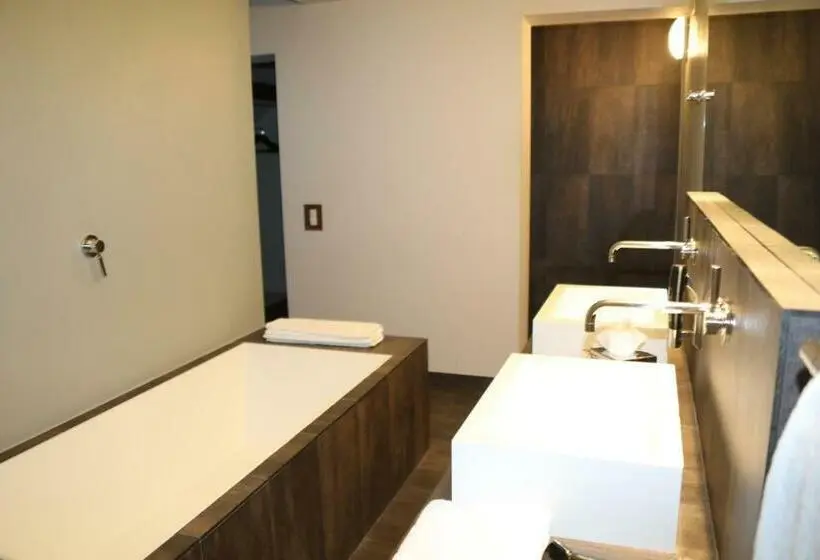 Deluxe-huone, Feldmilla Design