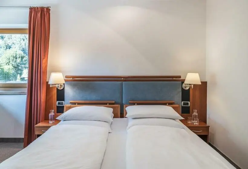 Classic-huone, Feldmilla Design