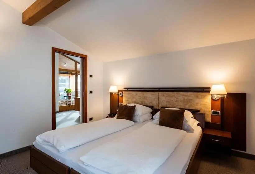 Perhesviitti, Feldmilla Design