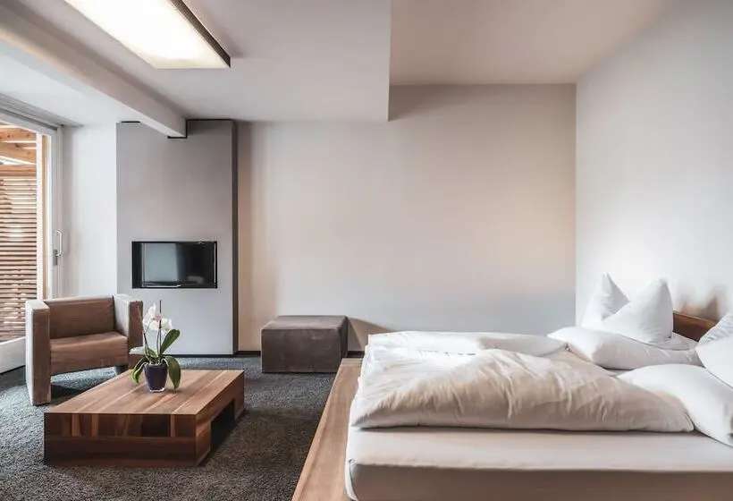 Comfort-huone, Feldmilla Design