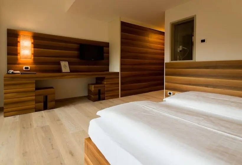 Classic-huone, Feldmilla Design
