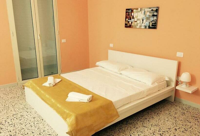 エコノミートリプルルーム, Glemerald Hostel