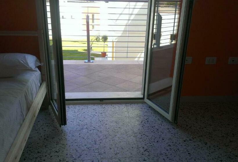 ファミリールーム, Glemerald Hostel