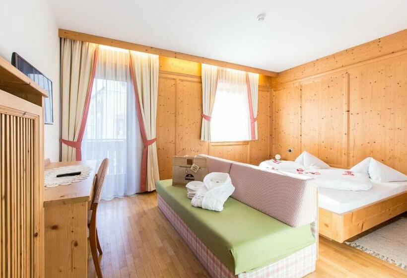 Номер Стандарт Трехместный, Goldene Rose