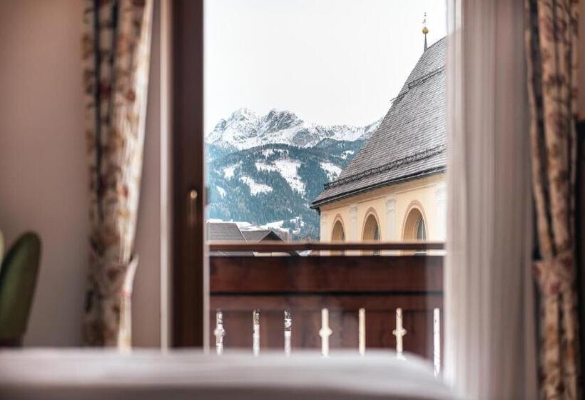 Номер Deluxe, Goldene Rose