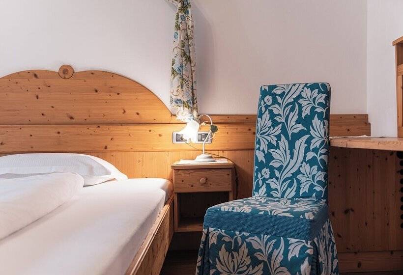 Номер Стандарт Индивидуальный, Goldene Rose