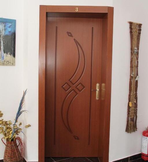 إستوديو قياسى, Italia