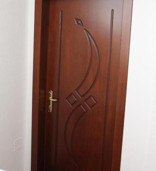 غرفة كلاسيكية, Italia