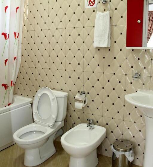 إستديو عائلى, Italia