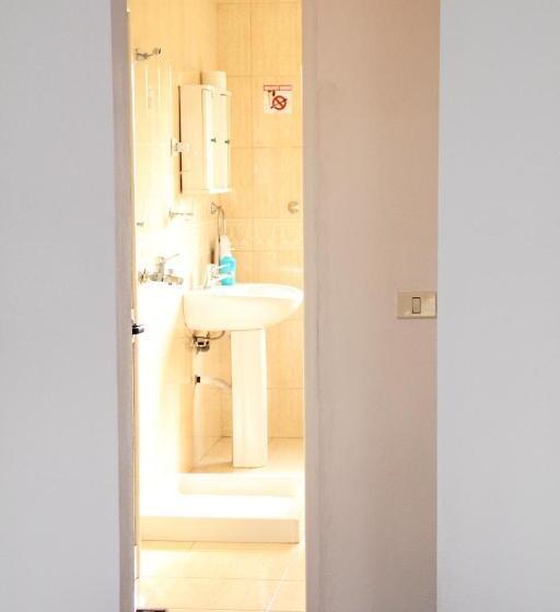 إستوديو قياسى, Italia