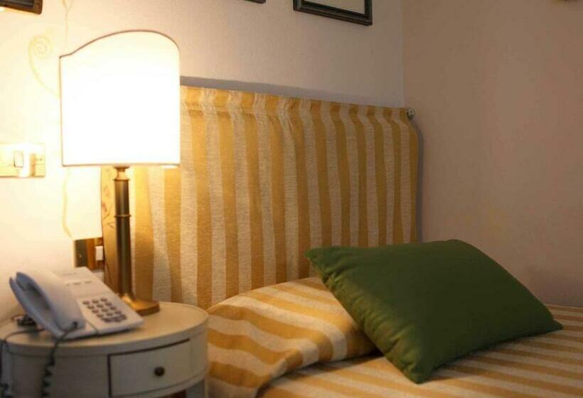 Quarto Estandar Individual, Le Muse