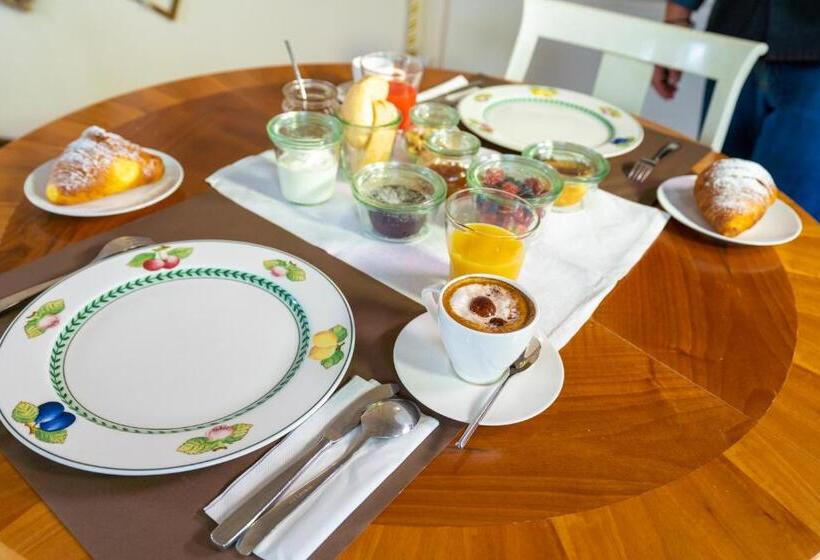 סוויטה דלוקס, Le Muse